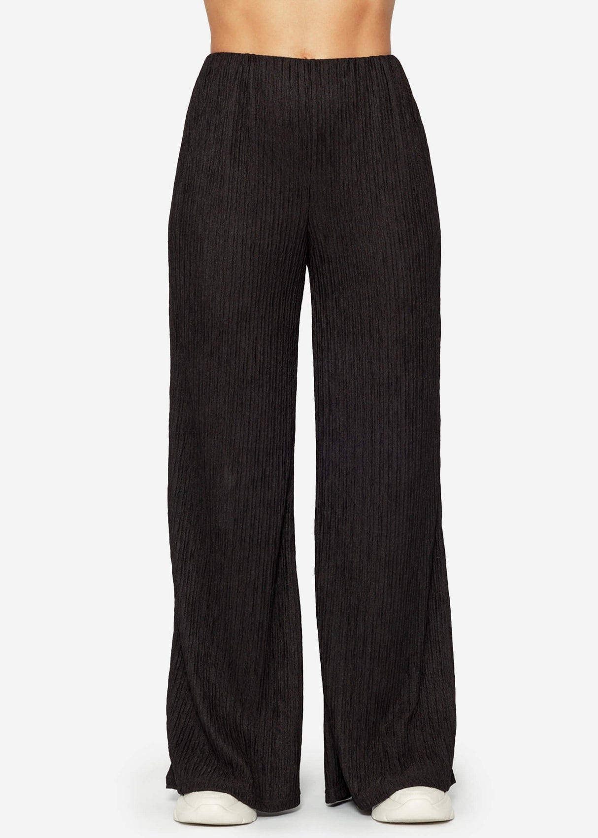 Pleated wide-leg trousers - black