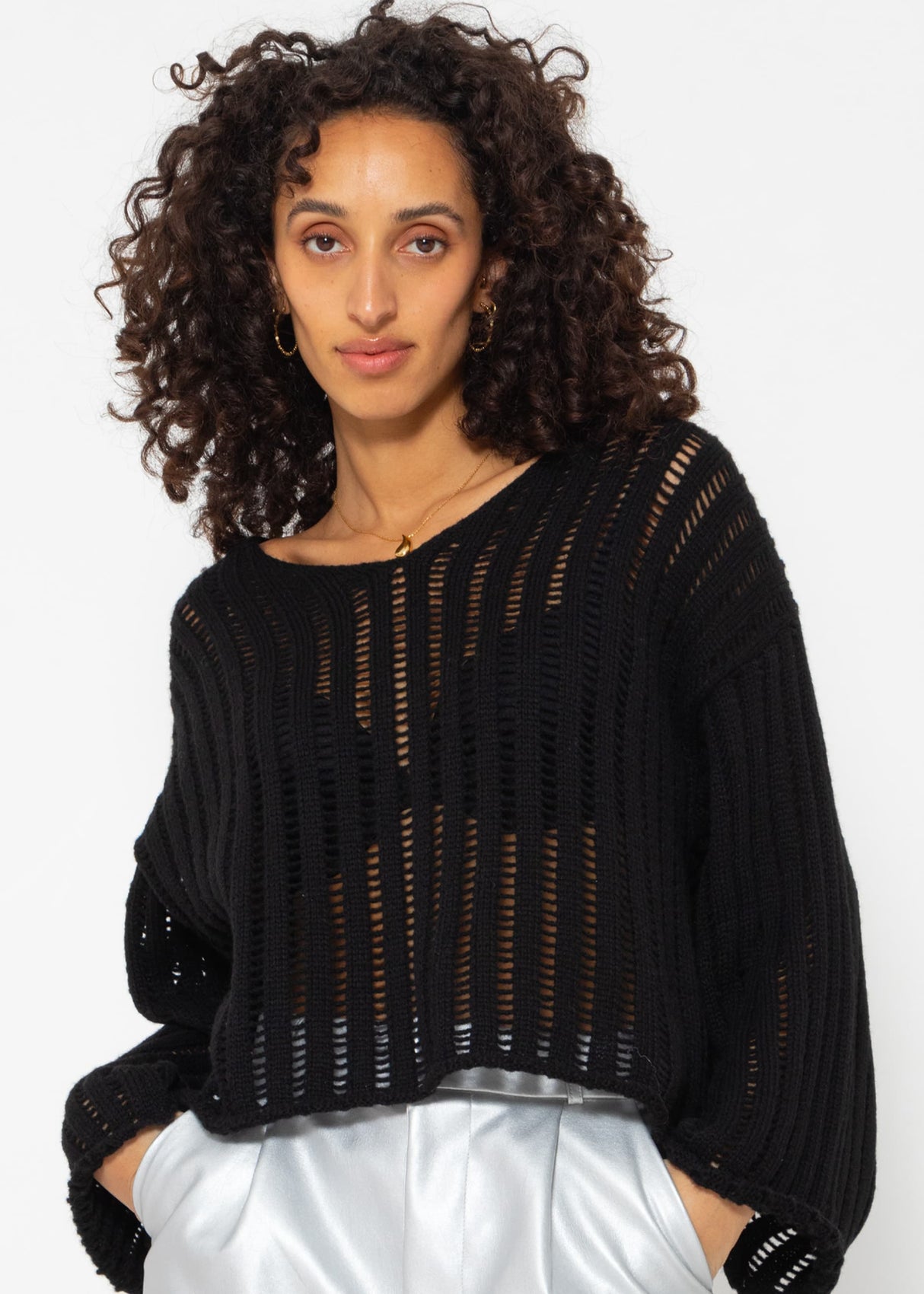 Pullover im Leiterstich-Look - schwarz