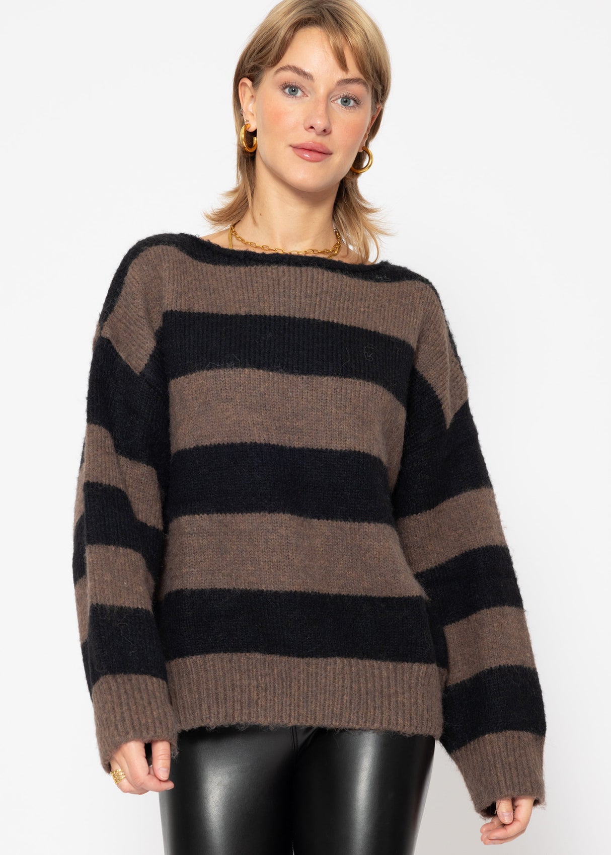 Sweater with block stripes - black-brown