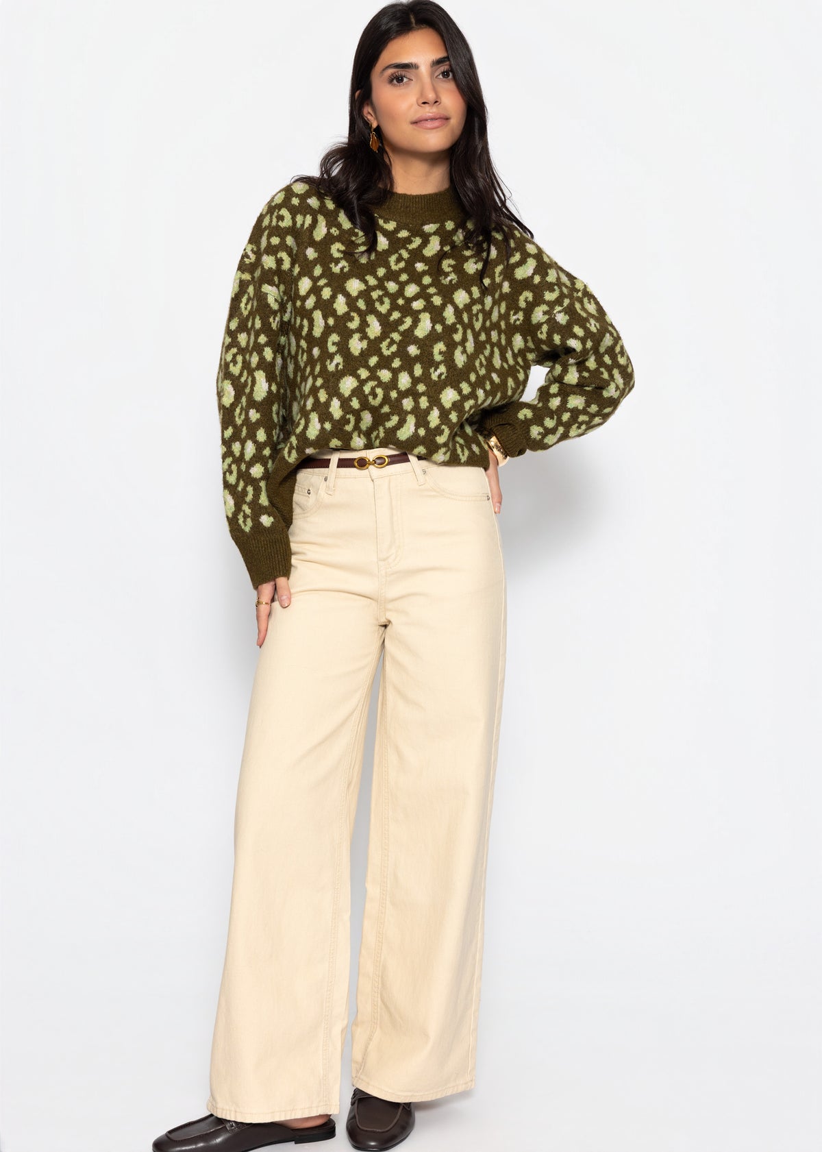 Jumper with wide ribbed texture and leopard pattern - khaki