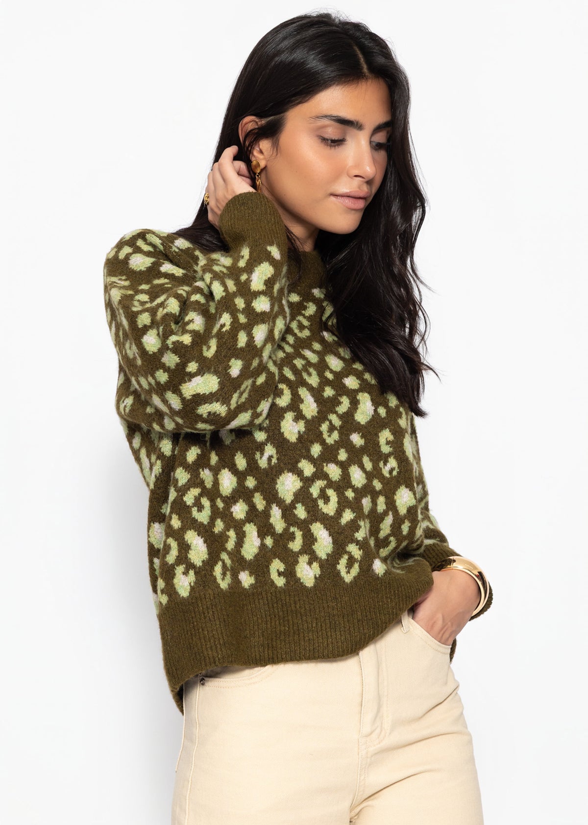 Pullover mit breiter Rippe und Leo-Muster - khaki