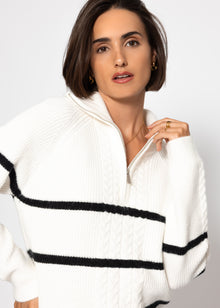 Pullover mit Reißverschluss am Kragen - offwhite