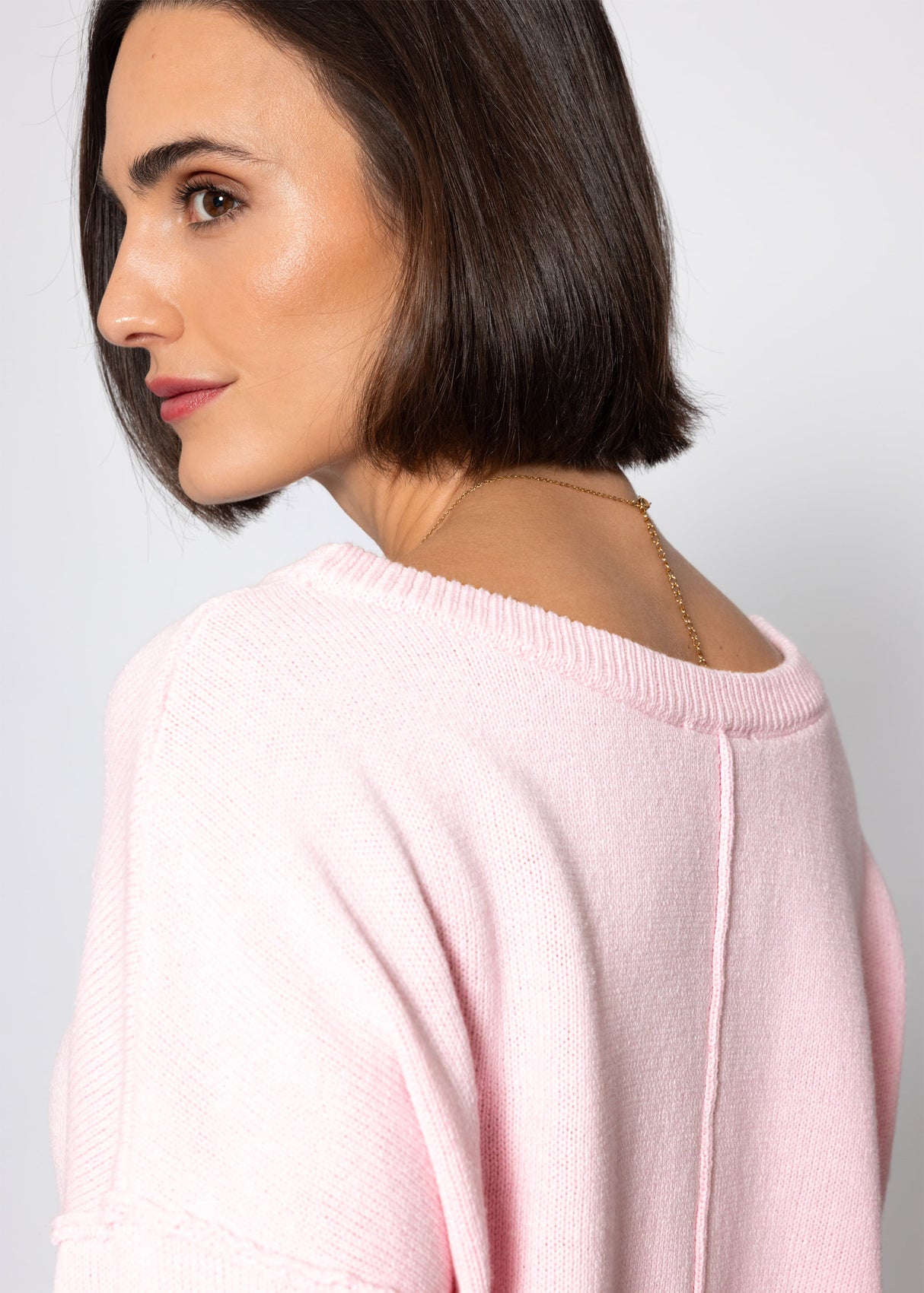 Sweater with back seam - pink
