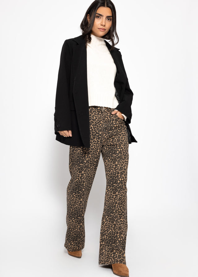 Jumper with funnel neck and sleeve slits - off-white