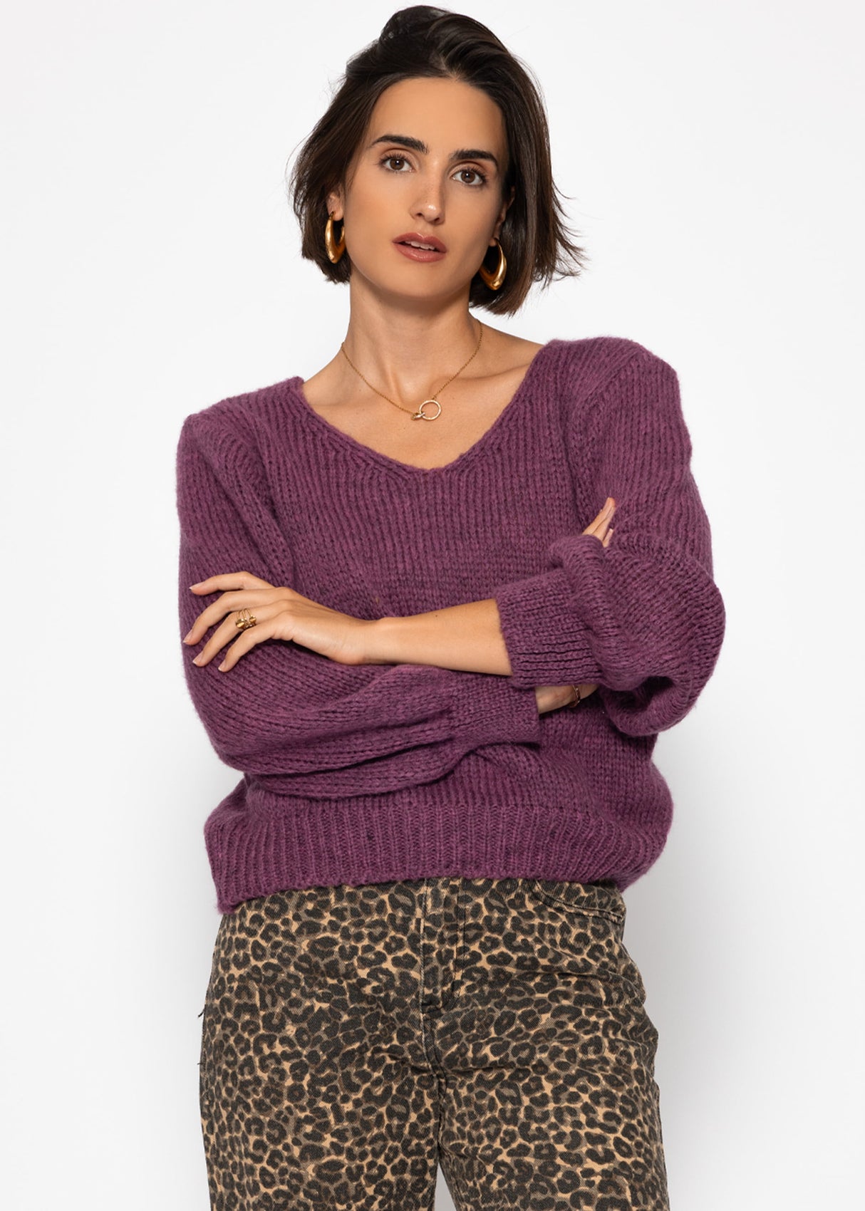 V-neck sweater - plum