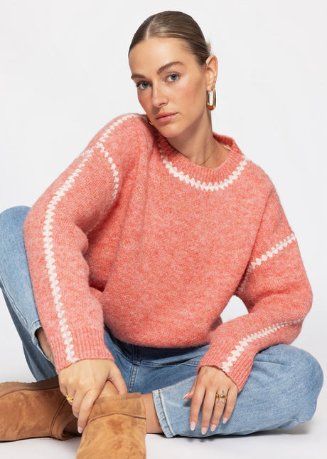 Pullover mit Ziernähten und Wollanteil - lachs