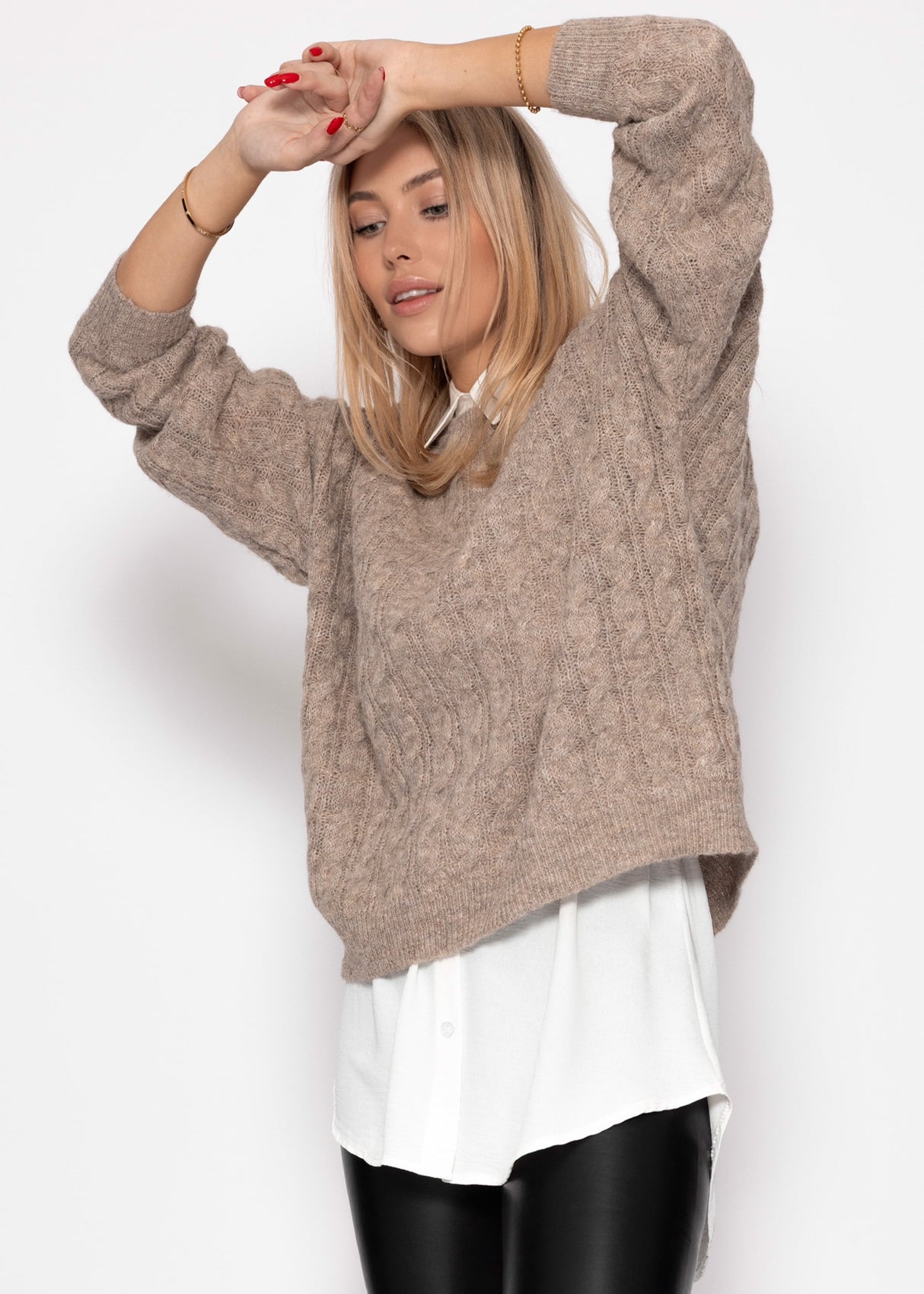 Pullover mit Zopfmuster - taupe