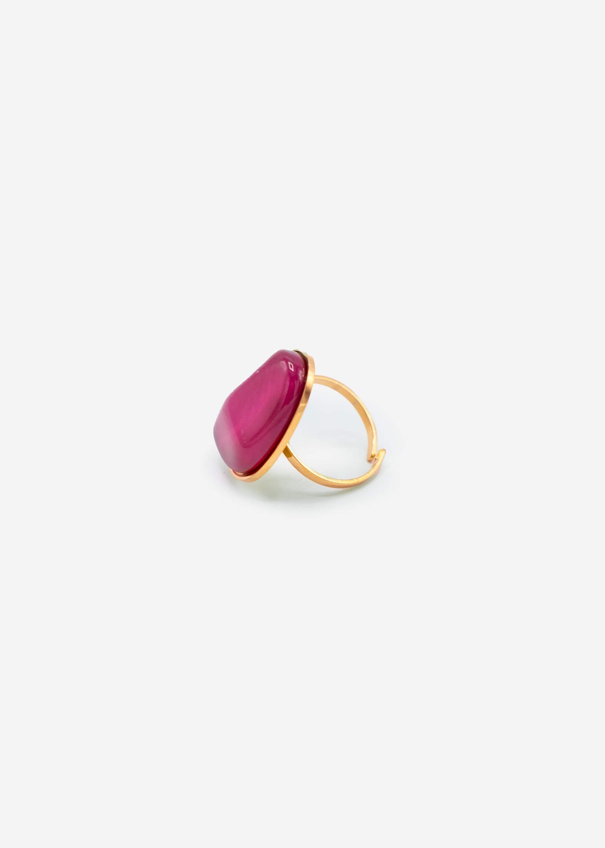 Ring mit pinkem Schmuckstein - gold
