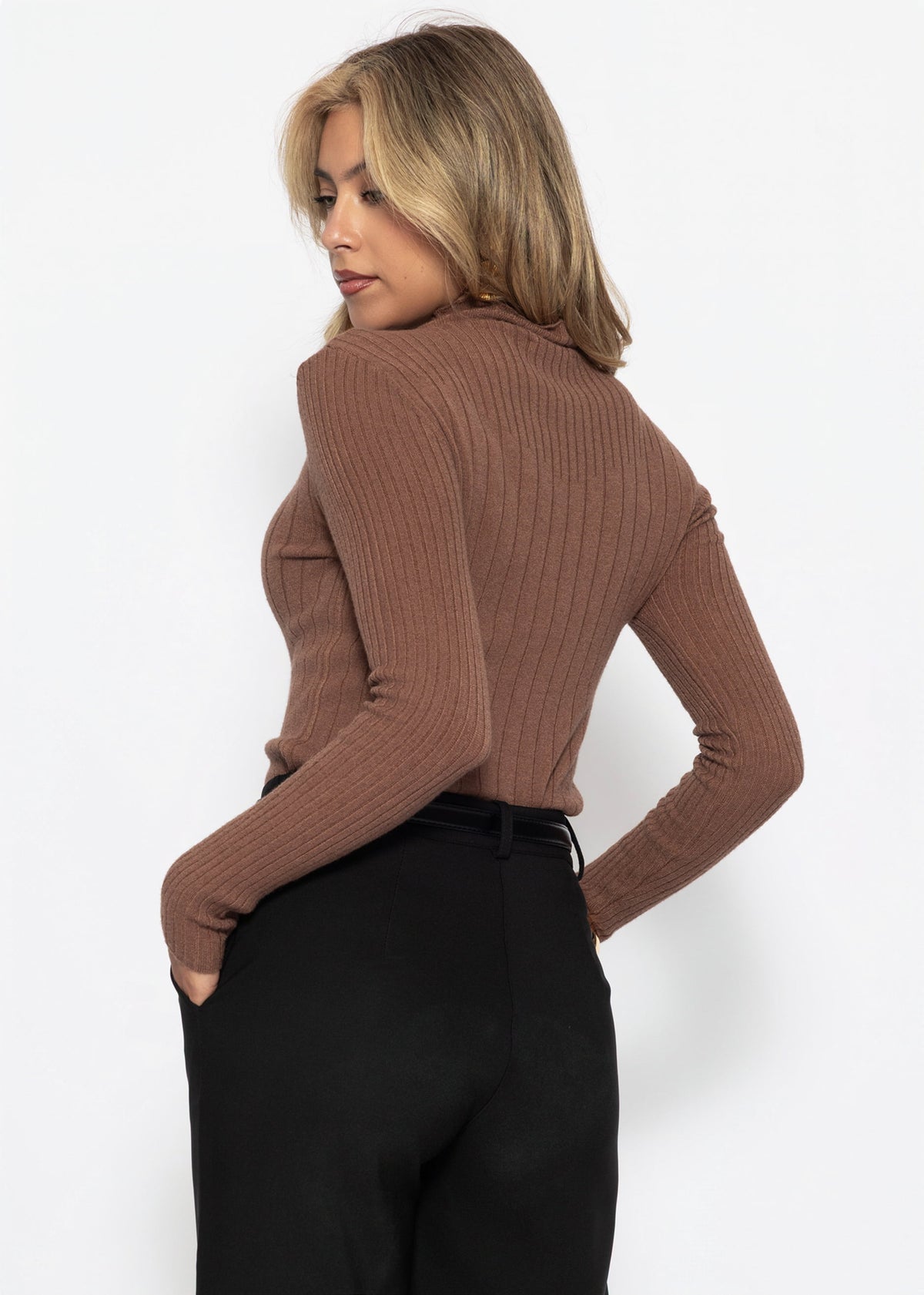 Rippstrickoberteil mit Stehkragen - braun