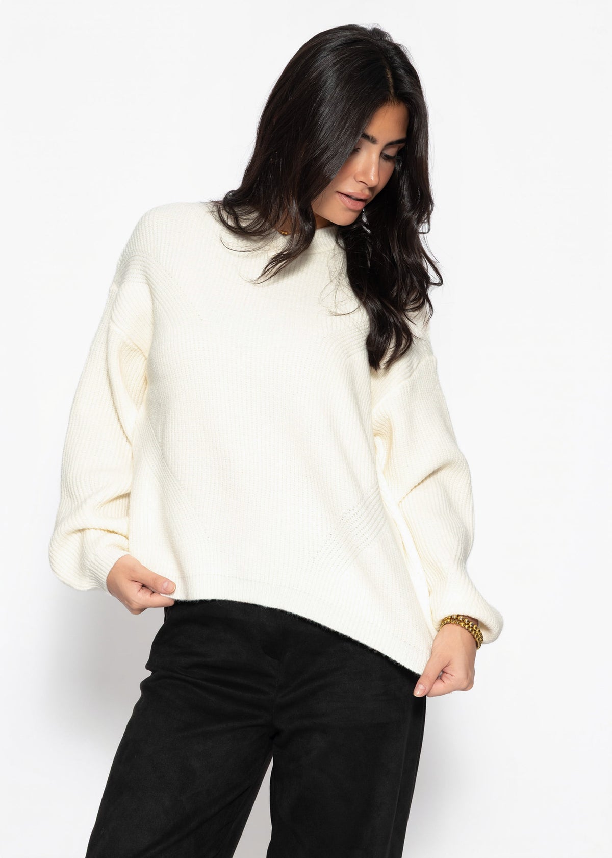 Rippstrickpullover mit hohem V-Ausschnitt - offwhite