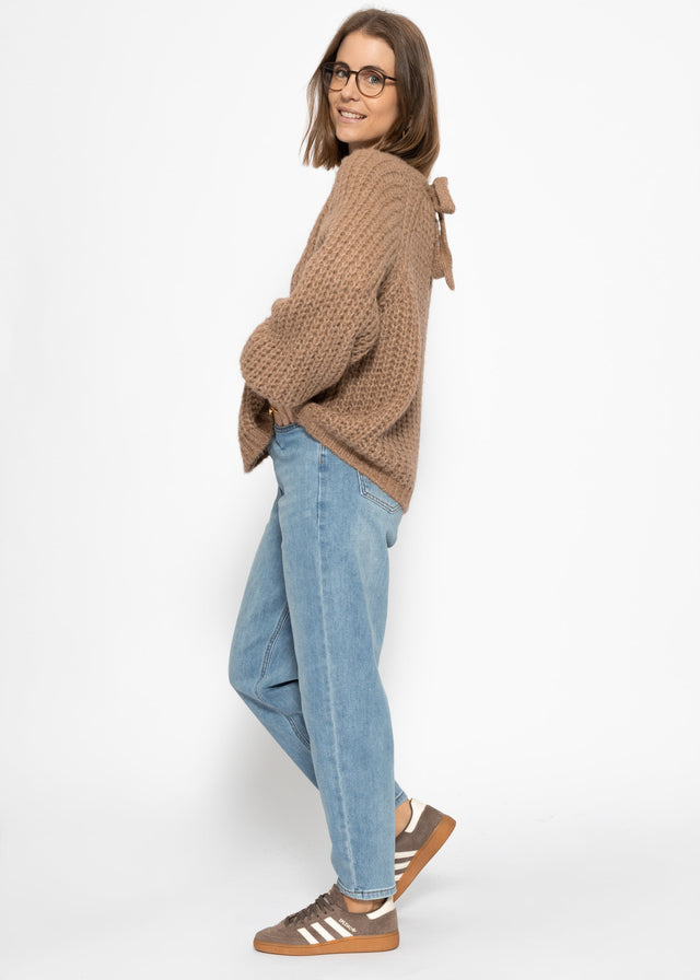 Grobstrickpullover mit Schleifendetail - braun