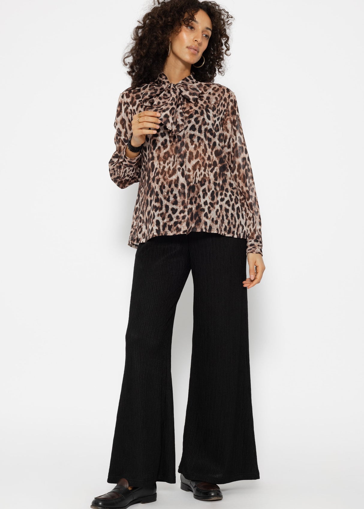 Bow-tie blouse in leopard print - brown