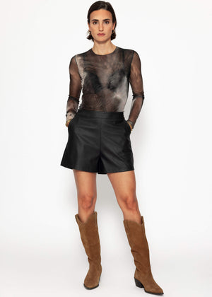 Leather-look shorts - black
