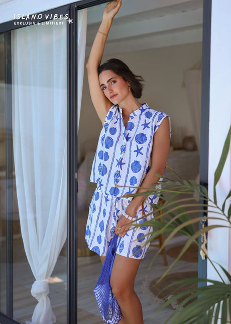 Shorts mit maritimem Print - weiß-blau von SASSYCLASSY