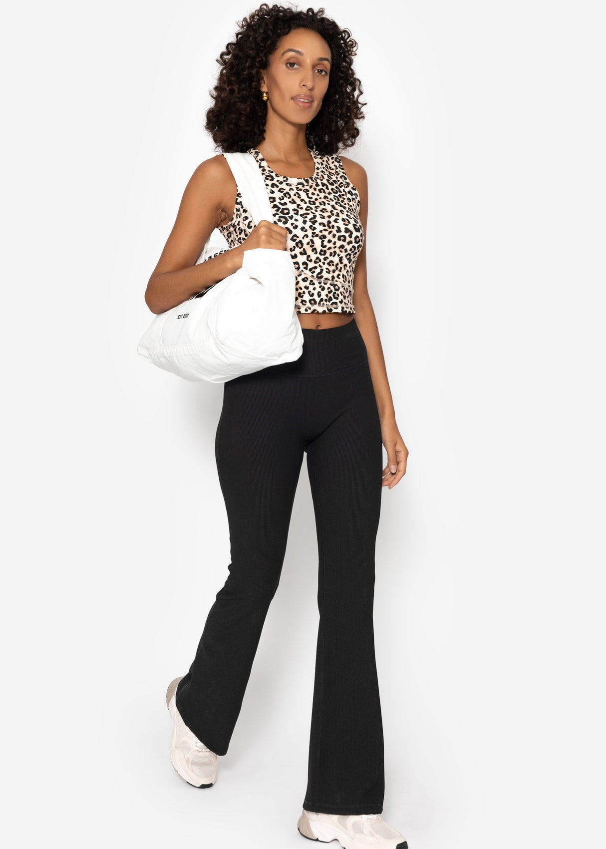 Sport-Top mit Leo-Print - beige