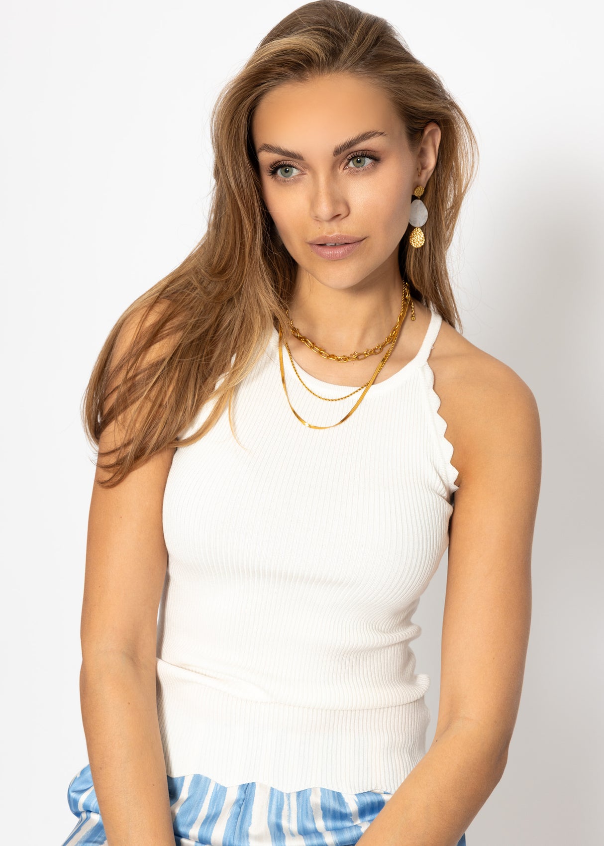 Strick Top mit Bogenkante, offwhite