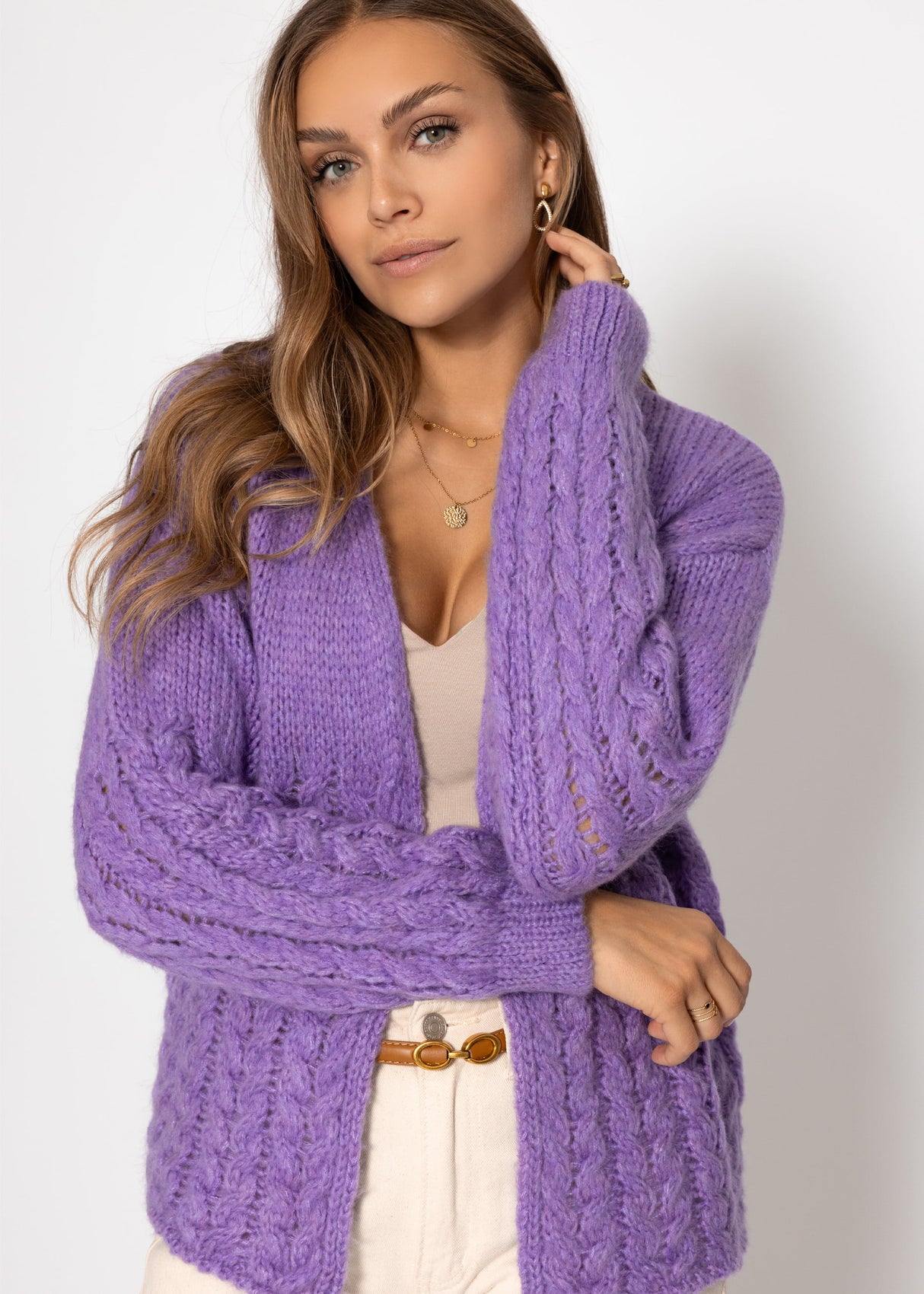 Strickcardigan mit Zopfmuster - lila