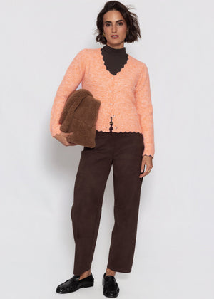 Strickjacke mit Bogenkante - koralle