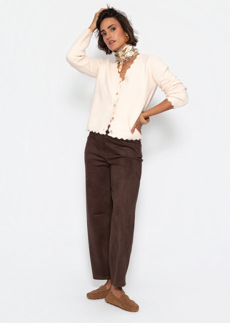 Strickjacke mit Bogenkante - offwhite