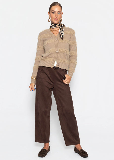 Strickjacke mit flauschigen Streifen - taupe - SASSYCLASSY