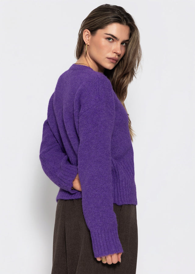 Strickjacke mit Herzknöpfen - lila