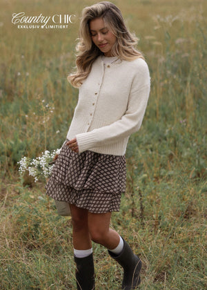 Strickjacke mit Herzknöpfen - offwhite