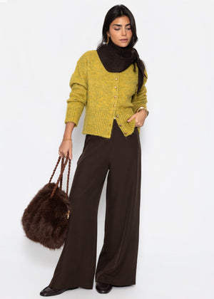 Strickjacke mit Herzknöpfen - olivgelb