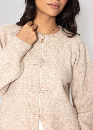Strickjacke mit Knebelverschluss - beige