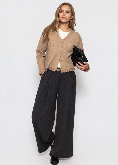 Strickjacke mit Lochstickerei - braun