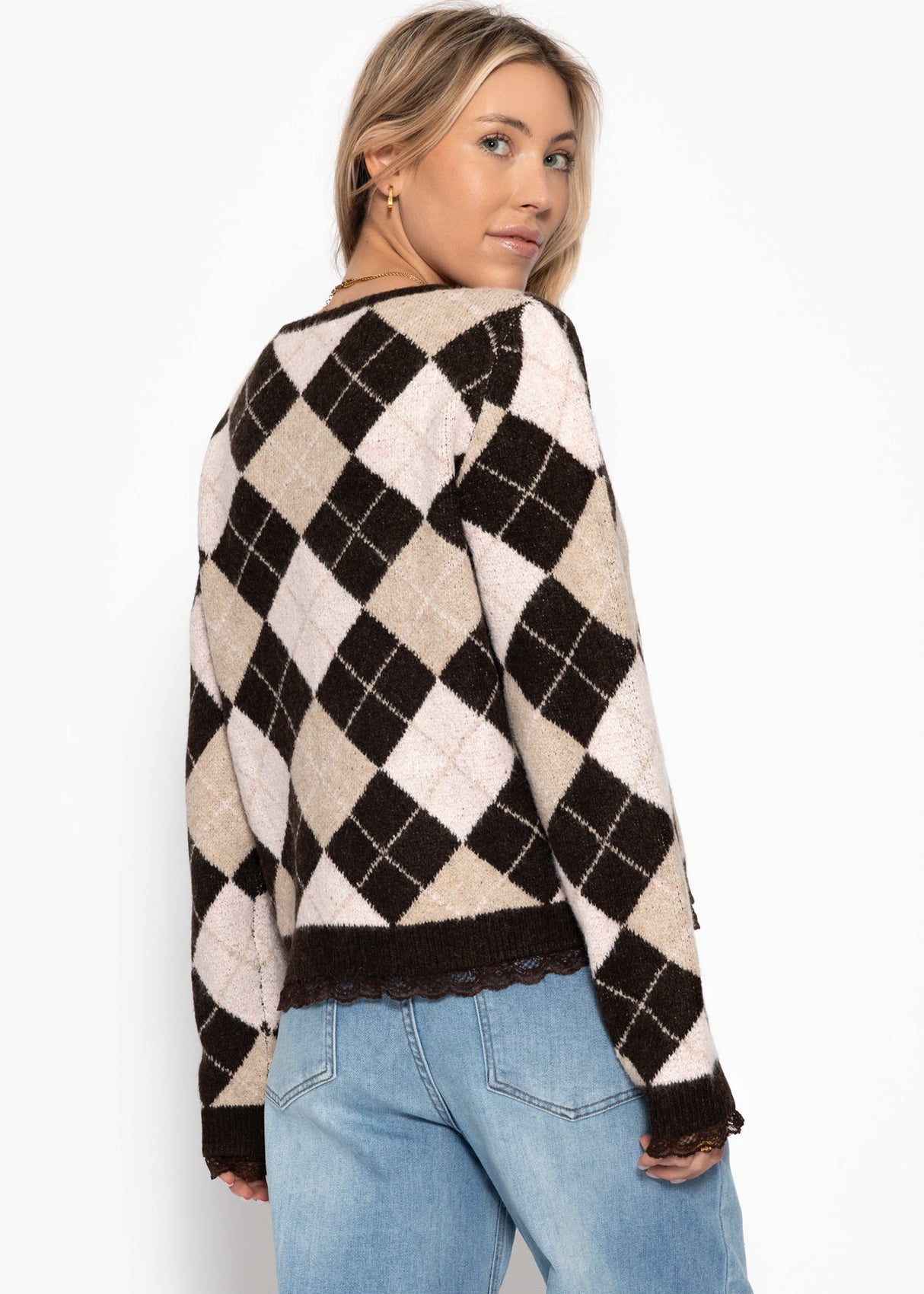 Strickjacke mit Rautenmuster und Spitzenborte - braun