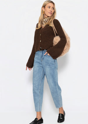 Strickjacke mit Trompetenärmeln - braun