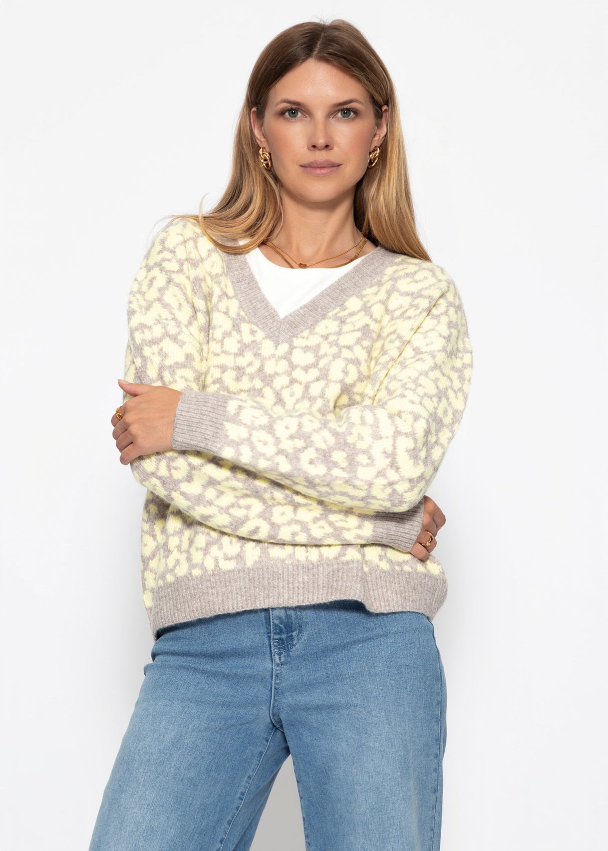 Strickpullover mit Leopardenmuster - beige-gelb