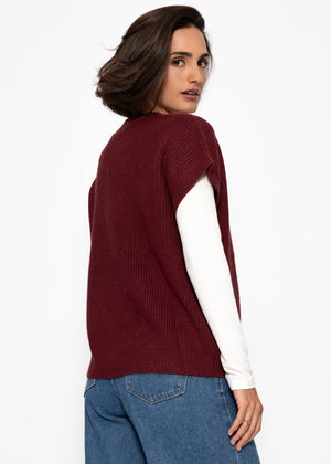 Strickweste mit Herzknöpfen - burgundy