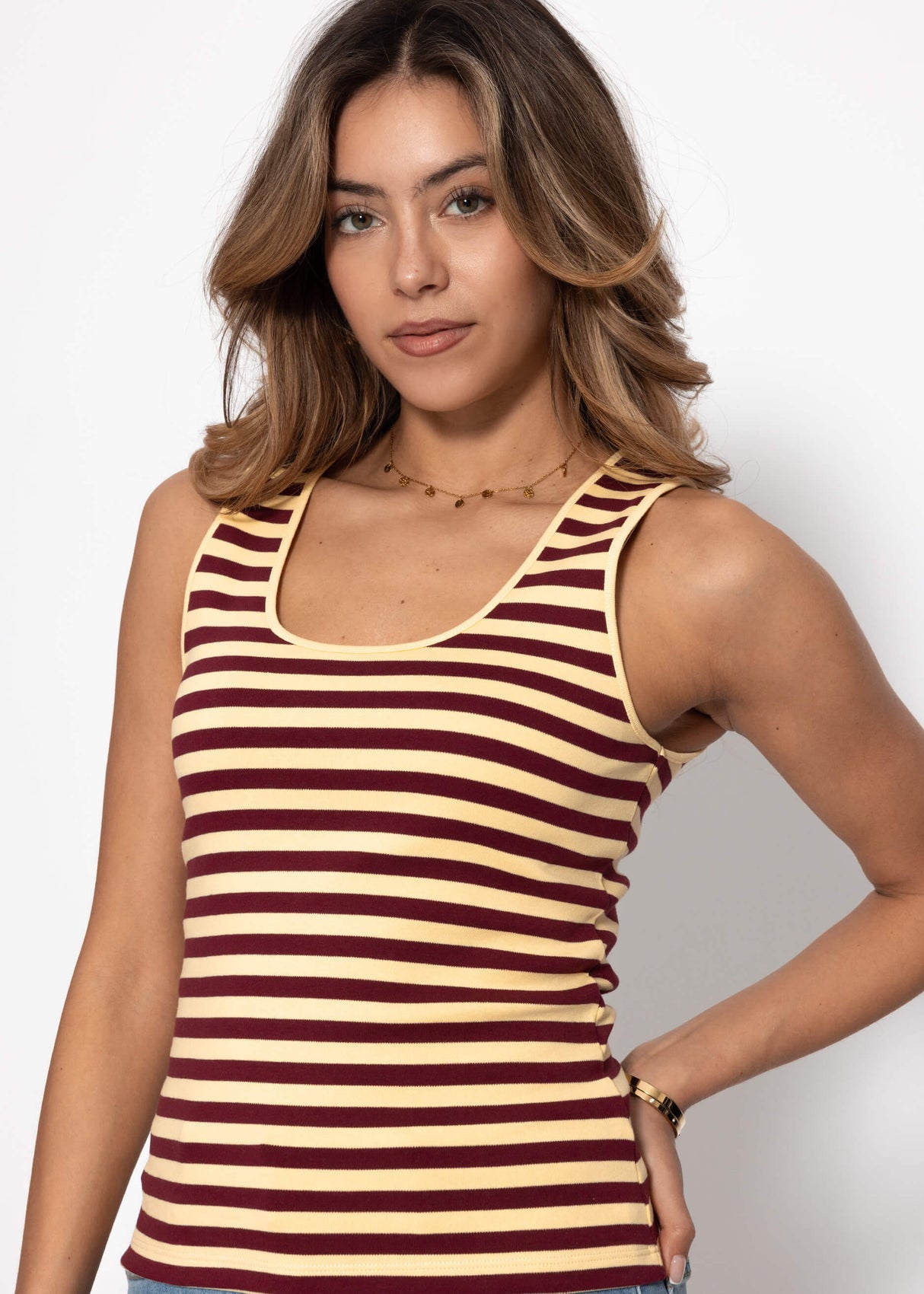 Tank Top gestreift - buttergelb-burgundy
