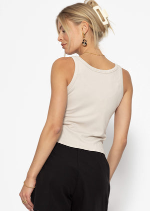 Tank Top mit Ausschnitt - beige