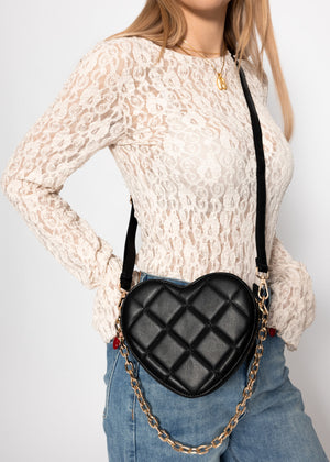 Heart-shaped bag - black