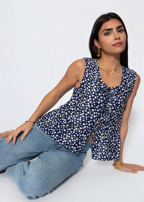 Top mit Bindebändern und floralem Druck - blau von SASSYCLASSY