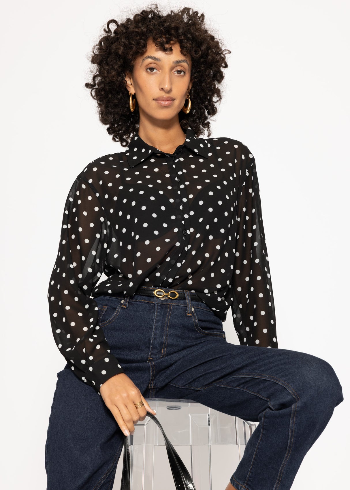 Transparente Bluse mit Pünktchenprint - schwarz