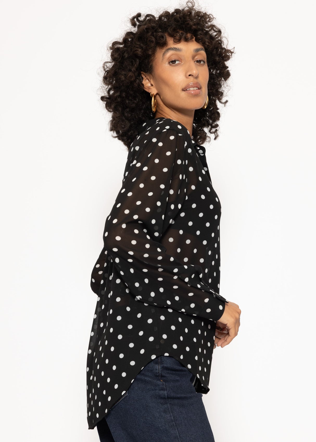 Transparente Bluse mit Pünktchenprint - schwarz