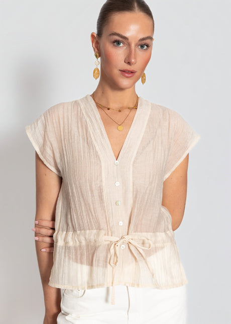 Transparentes Blusentop mit Zugband - beige von SASSYCLASSY
