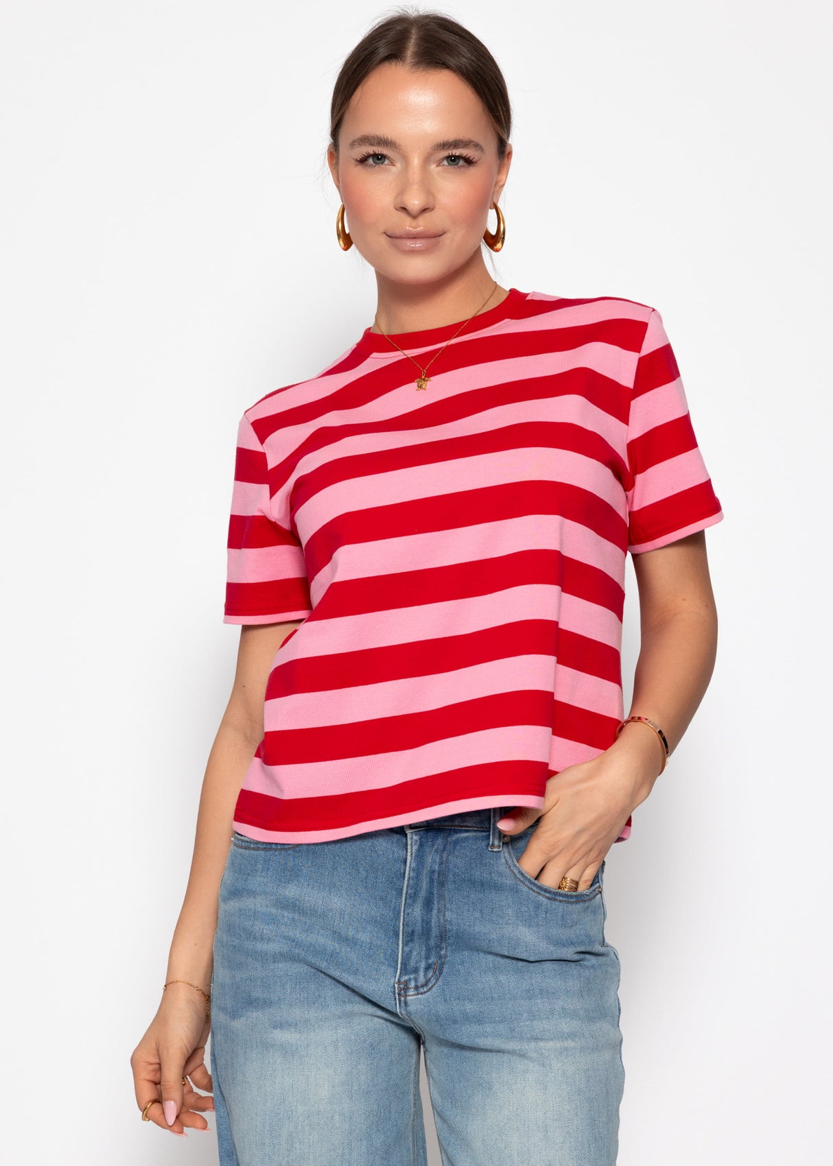 T-shirt with block stripes - red and pink