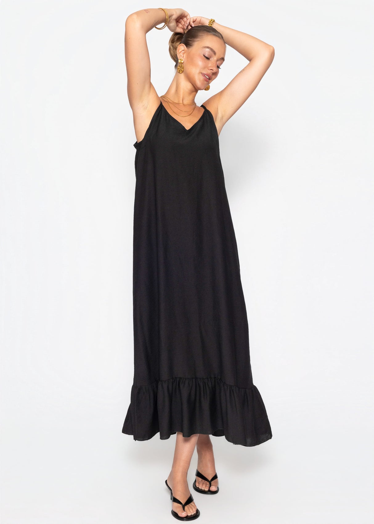 Viskose Maxikleid mit Volant - schwarz