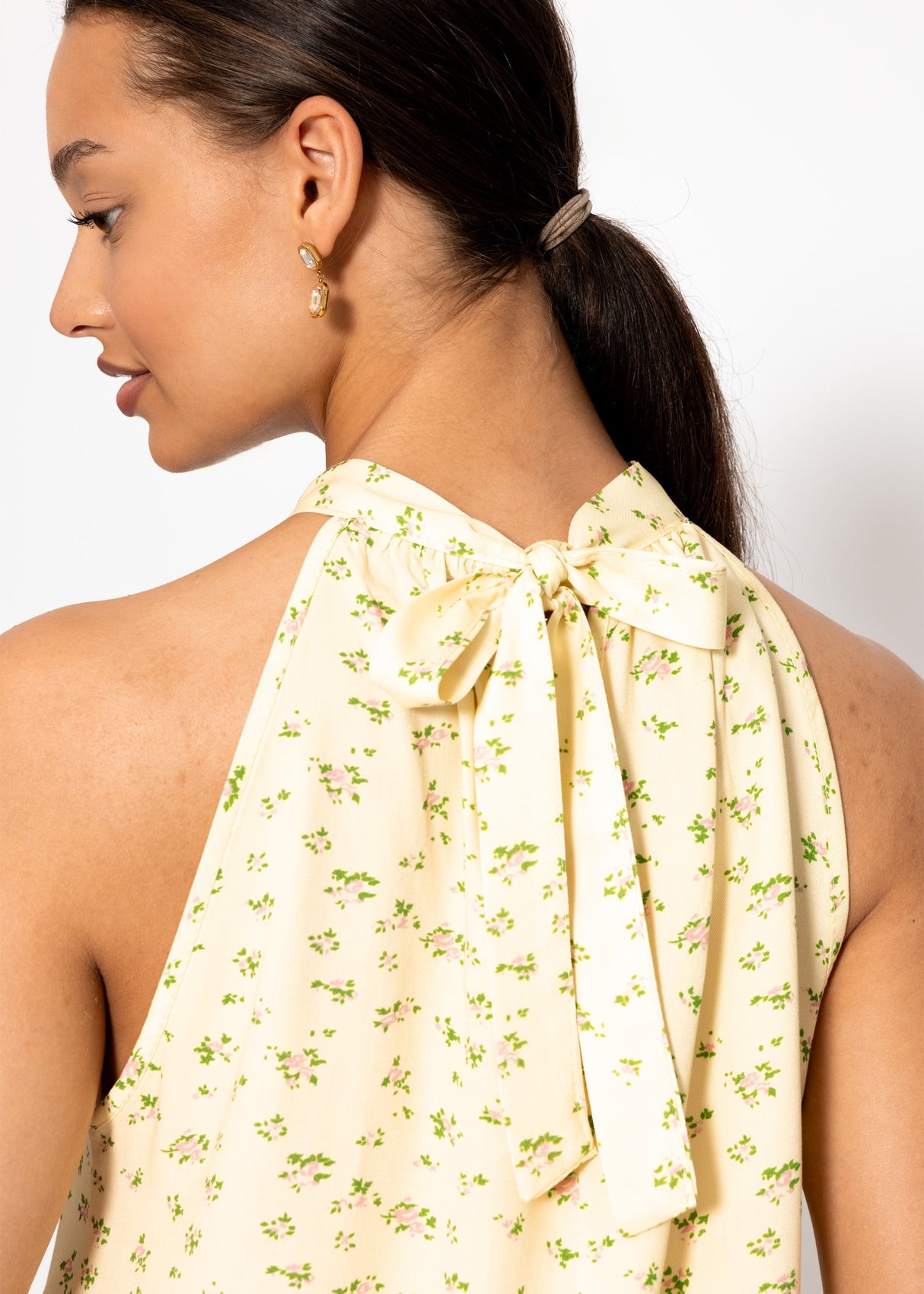 Viskose top with floral print - butter yellow