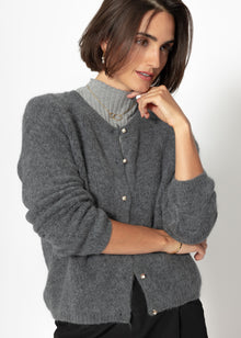 Weicher Strickcardigan mit Zierknöpfen - grau