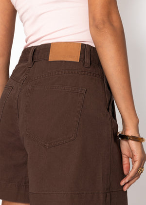 Weite High Waist Jeans Shorts - braun
