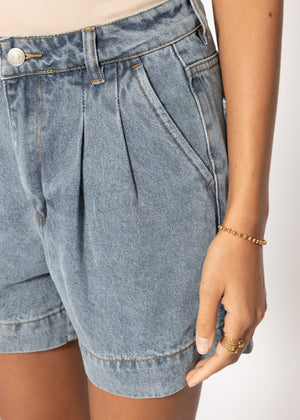 Weite High Waist Jeans Shorts - hellblau