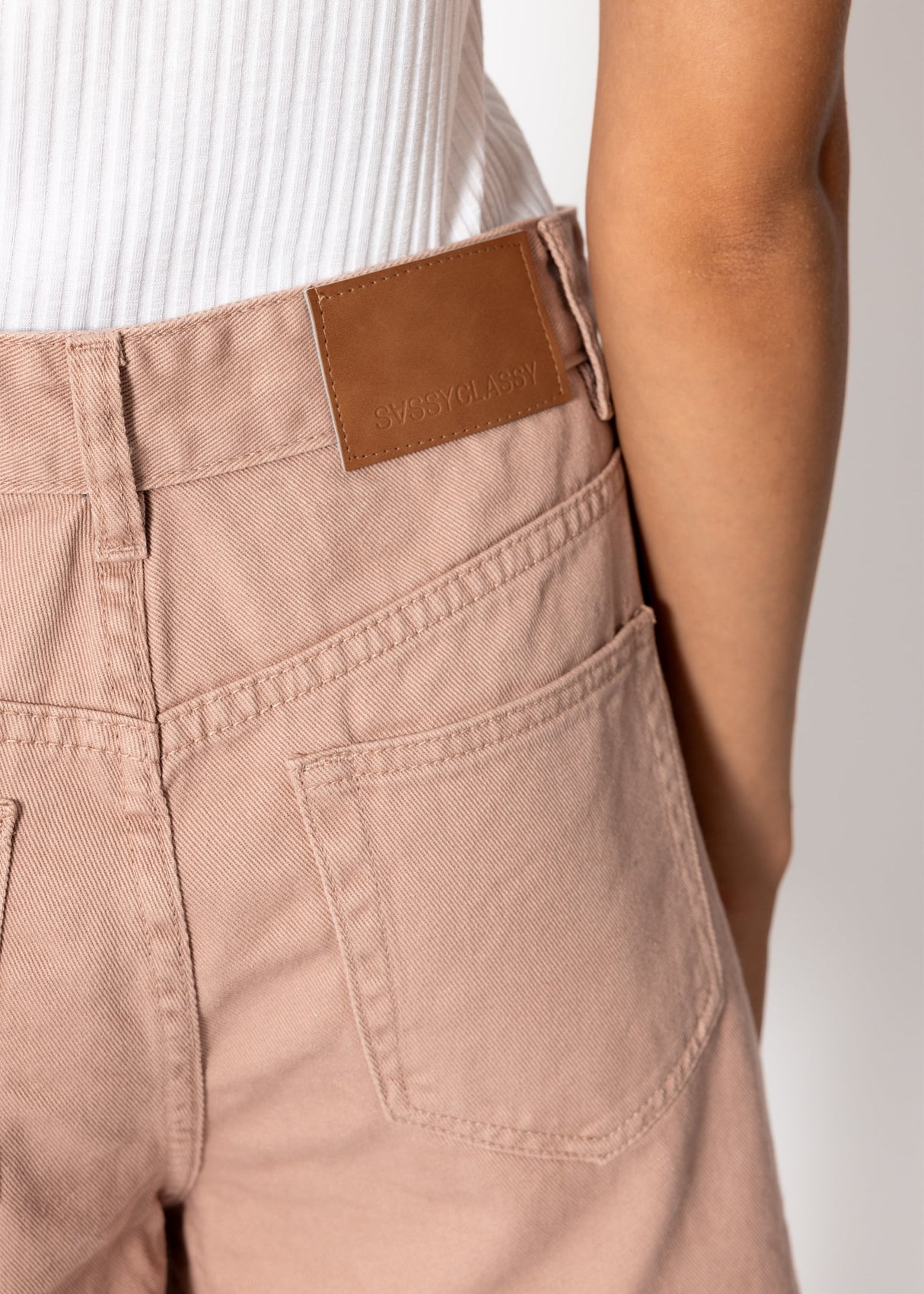 Weite High Waist Jeans Shorts - rosa