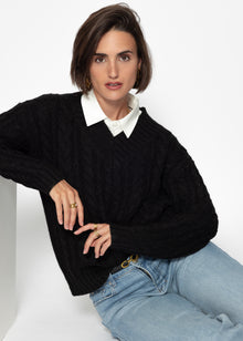 Zopfstrickpullover mit V-Ausschnitt - schwarz