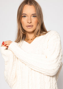Zopfstrickpullover mit V-Ausschnitt - offwhite