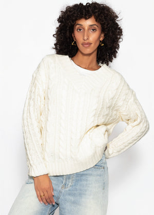 Zopfstrickpullover mit V-Ausschnitt - offwhite